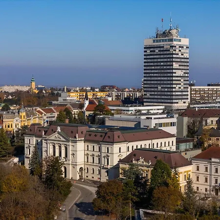 Csermák Lak Apartamento *