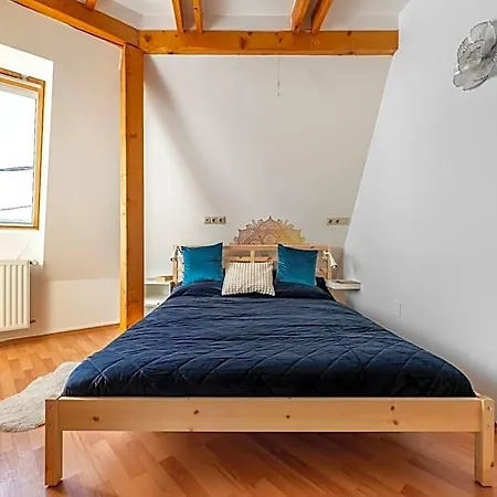 Apartament Csermak Lak
