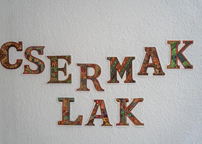 Csermak Lak Apartament *