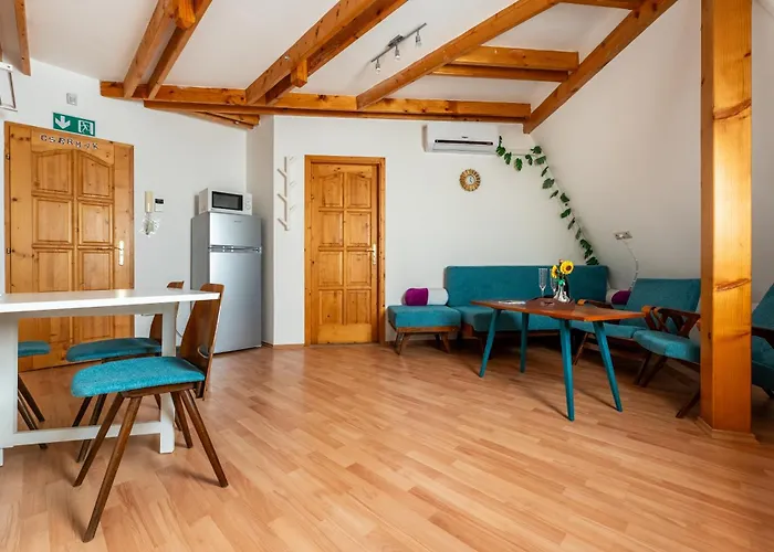 Apartament Csermak Lak